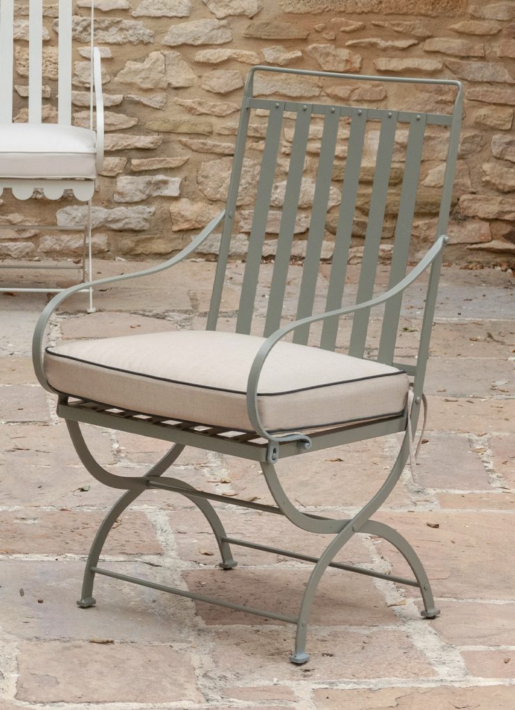 Hervé Baume HB5 Antique Collection wrought-iron garden armchair.