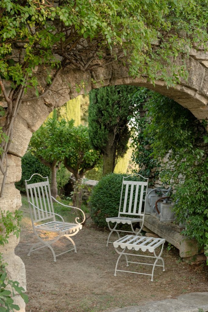Hervé Baume wrought-iron garden armchair, HB4 Impératrice Collection.
