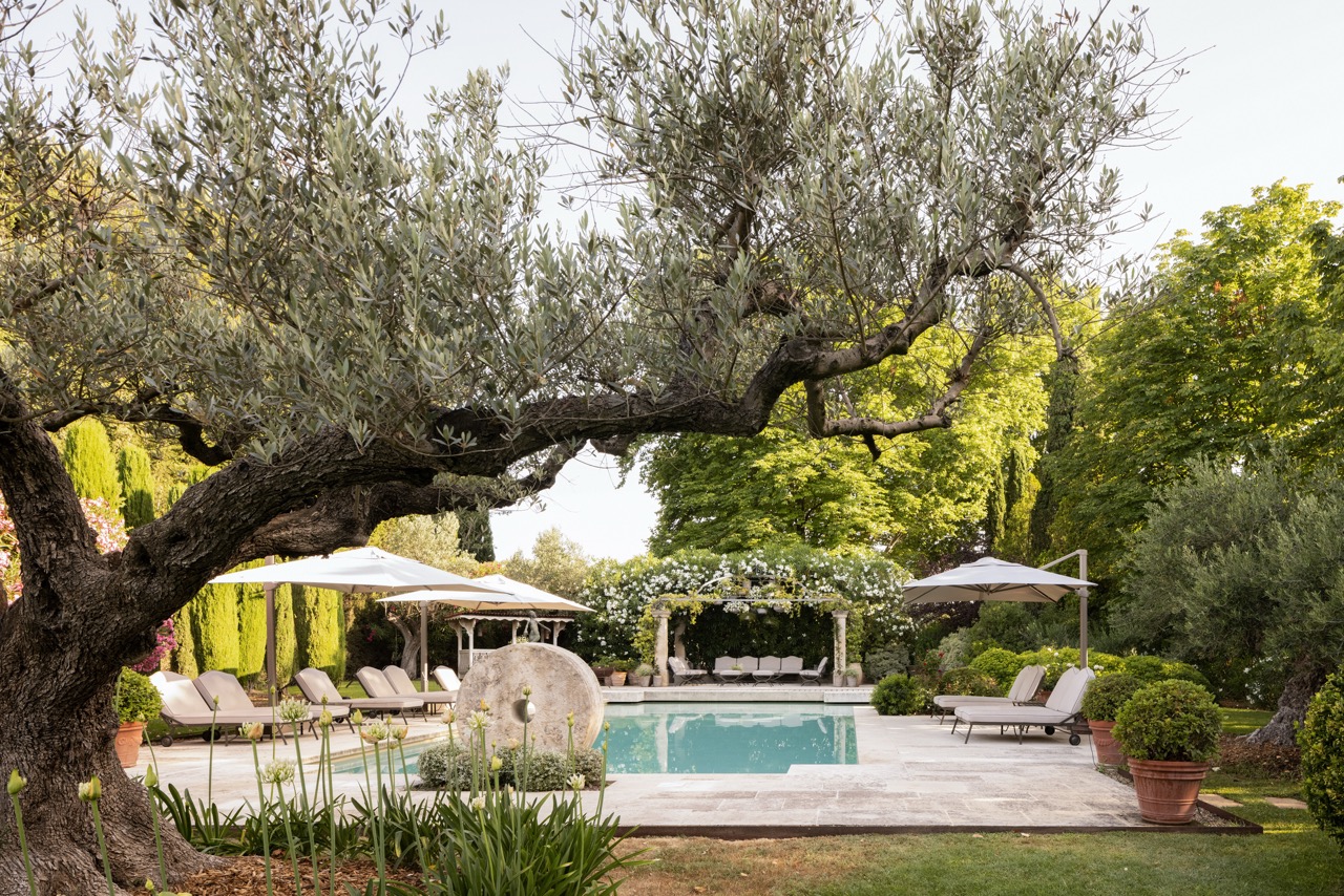 Hervé Baume wrought-iron poolside daybeds, Mas de Chabran.