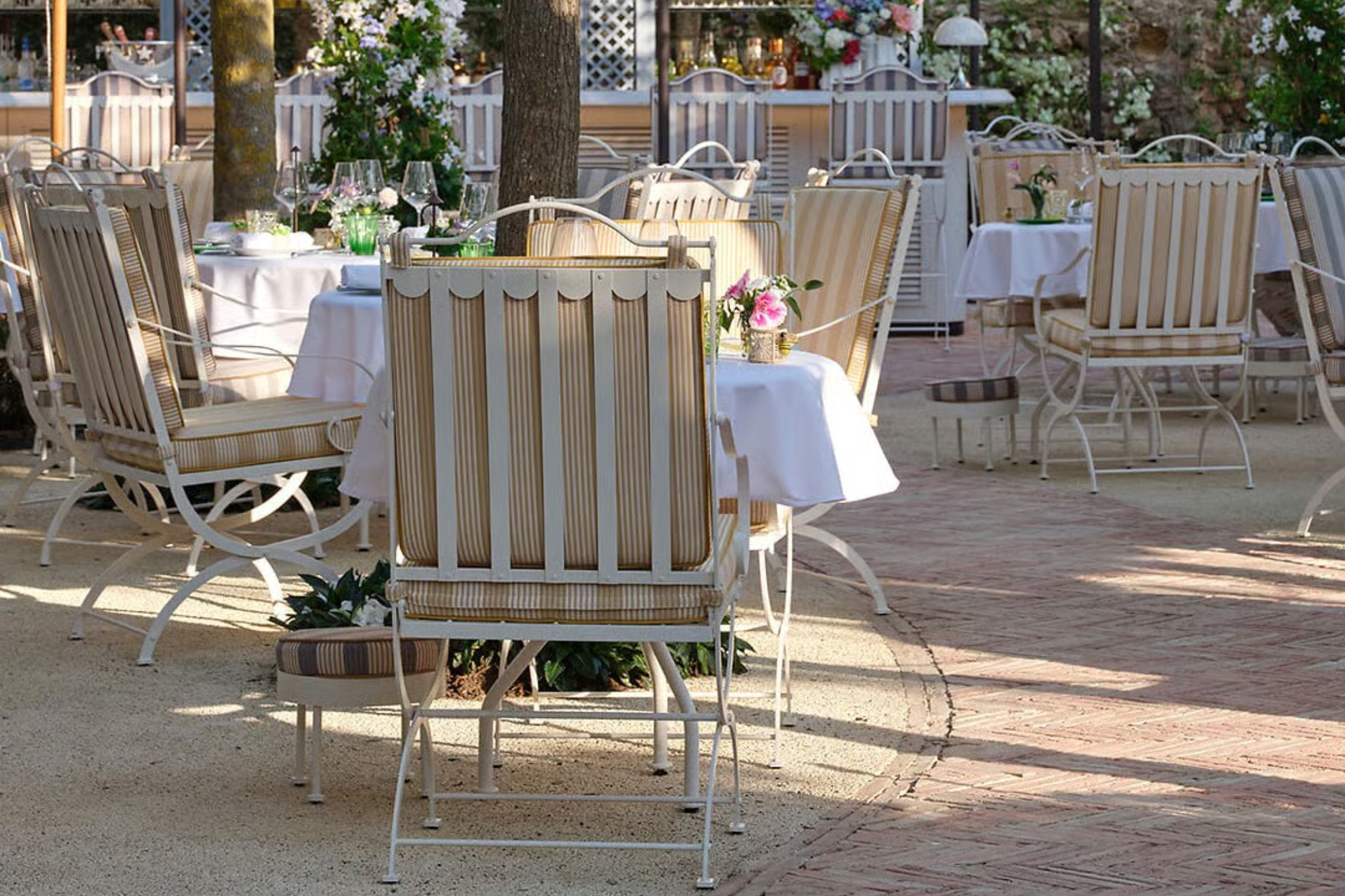 Hervé Baume wrought-iron terrace furniture, HB4 Impératrice Collection, Café Dior Saint-Tropez.